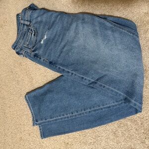 american eagle mom jeans